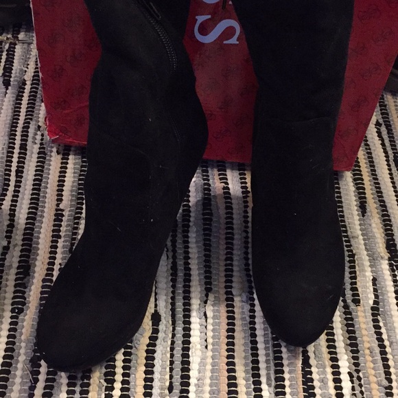 GUESS Women's Dayton Knee High Boot Pink Size 8.5 M